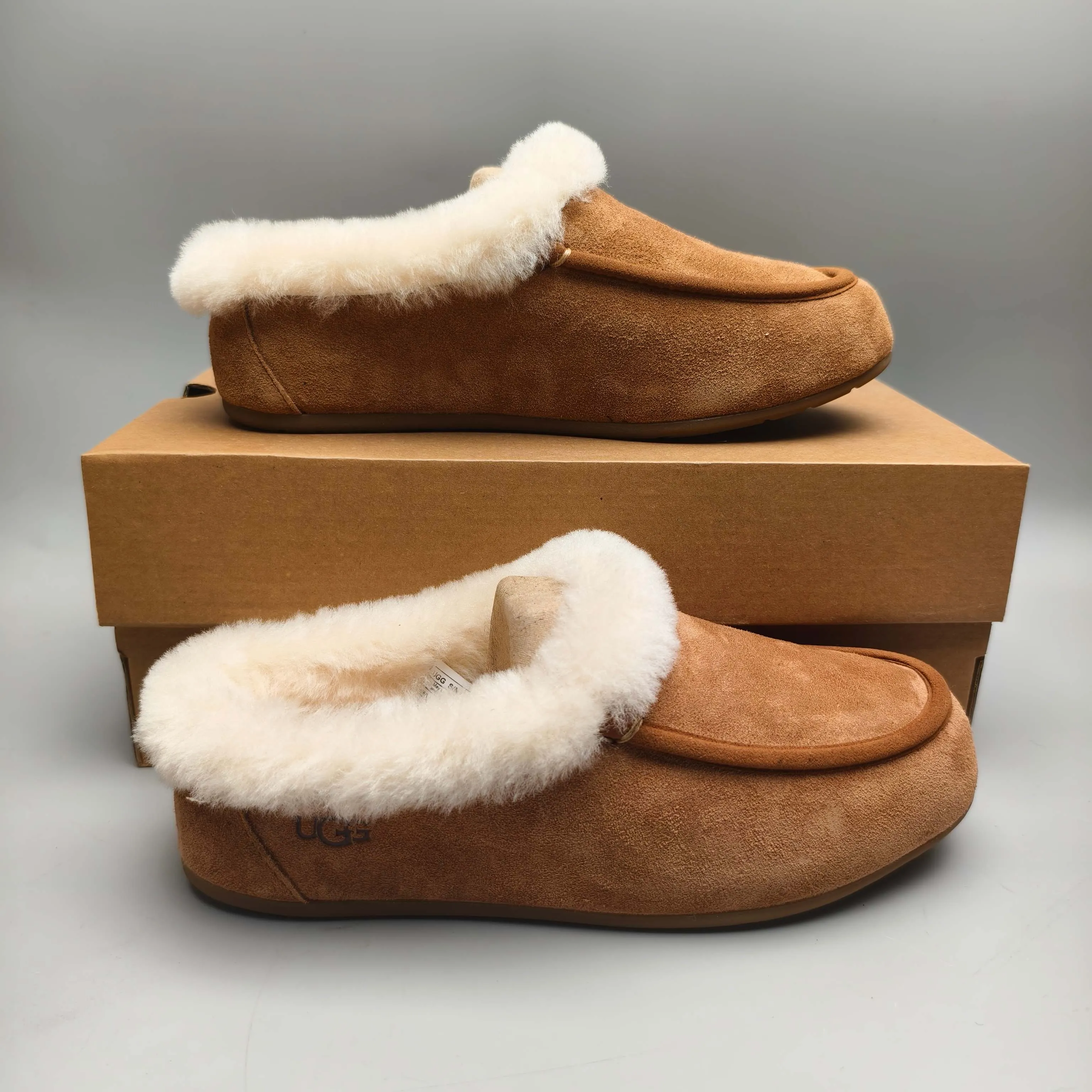 💰440 UGG sheepskin all-in-one snow boots 1391 Slip-on casual home shoes for women Color: maroon black chocolate Matching size: 35-40